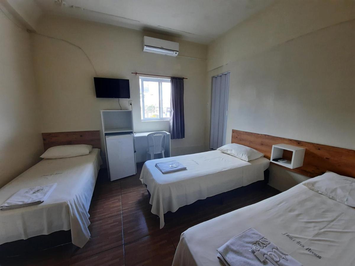 Hotel Tres Passos - Prox Ao Aeroporto E Rodoviaria بورتو أليغري المظهر الخارجي الصورة
