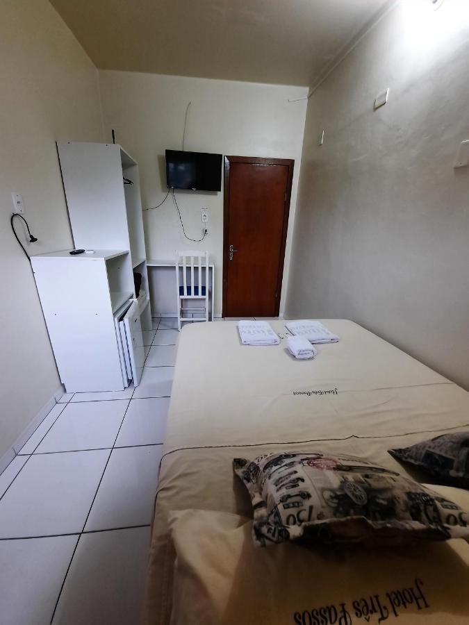 Hotel Tres Passos - Prox Ao Aeroporto E Rodoviaria بورتو أليغري المظهر الخارجي الصورة