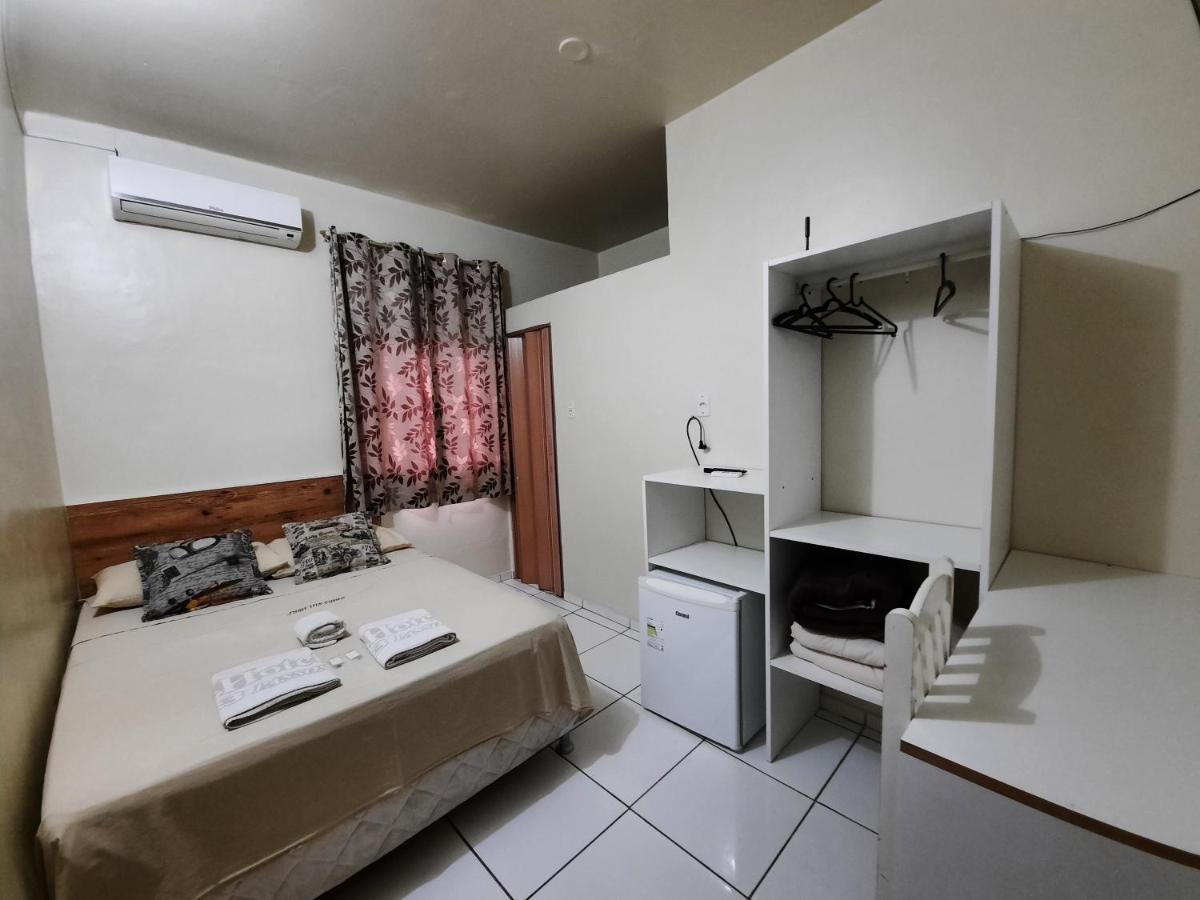 Hotel Tres Passos - Prox Ao Aeroporto E Rodoviaria بورتو أليغري المظهر الخارجي الصورة