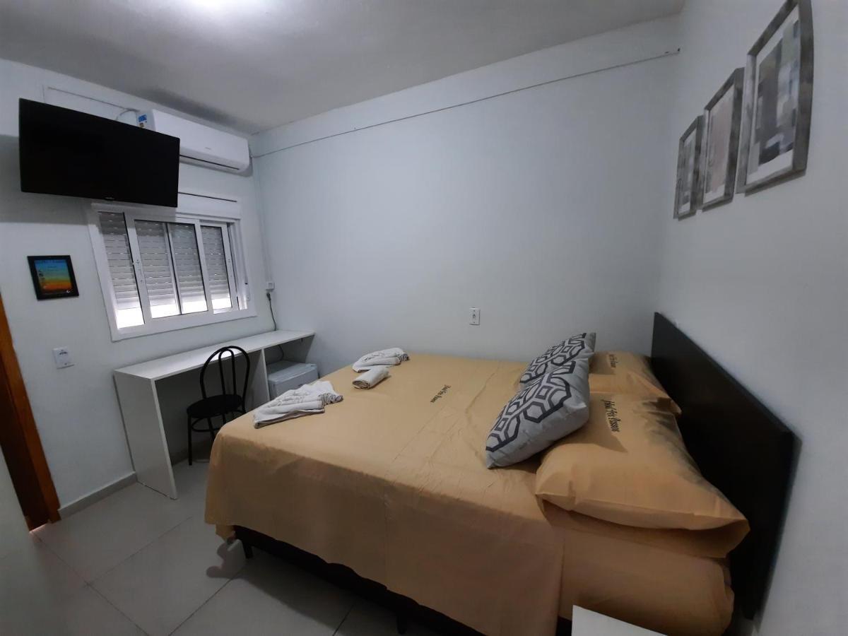 Hotel Tres Passos - Prox Ao Aeroporto E Rodoviaria بورتو أليغري المظهر الخارجي الصورة
