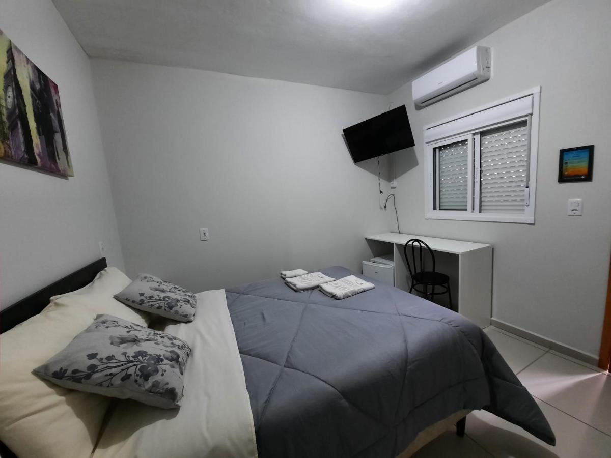 Hotel Tres Passos - Prox Ao Aeroporto E Rodoviaria بورتو أليغري المظهر الخارجي الصورة