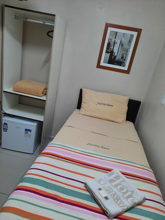 Hotel Tres Passos - Prox Ao Aeroporto E Rodoviaria بورتو أليغري المظهر الخارجي الصورة