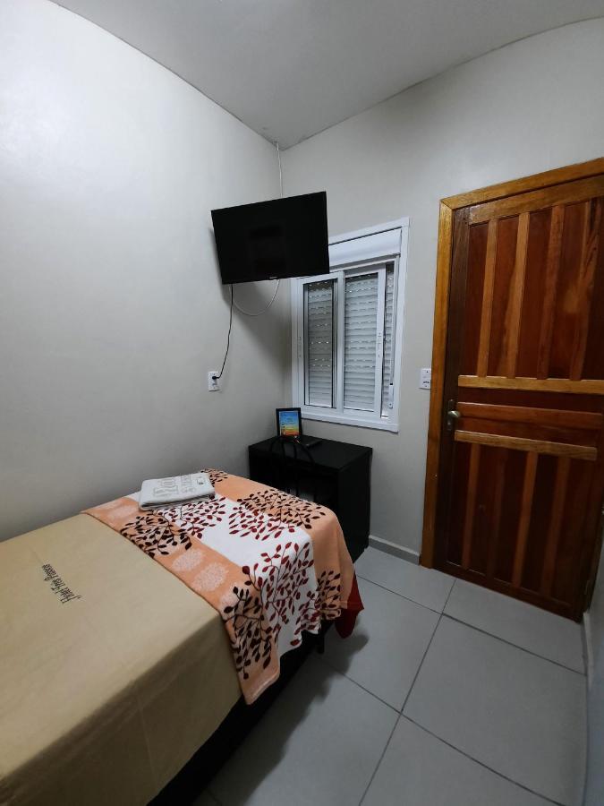 Hotel Tres Passos - Prox Ao Aeroporto E Rodoviaria بورتو أليغري المظهر الخارجي الصورة
