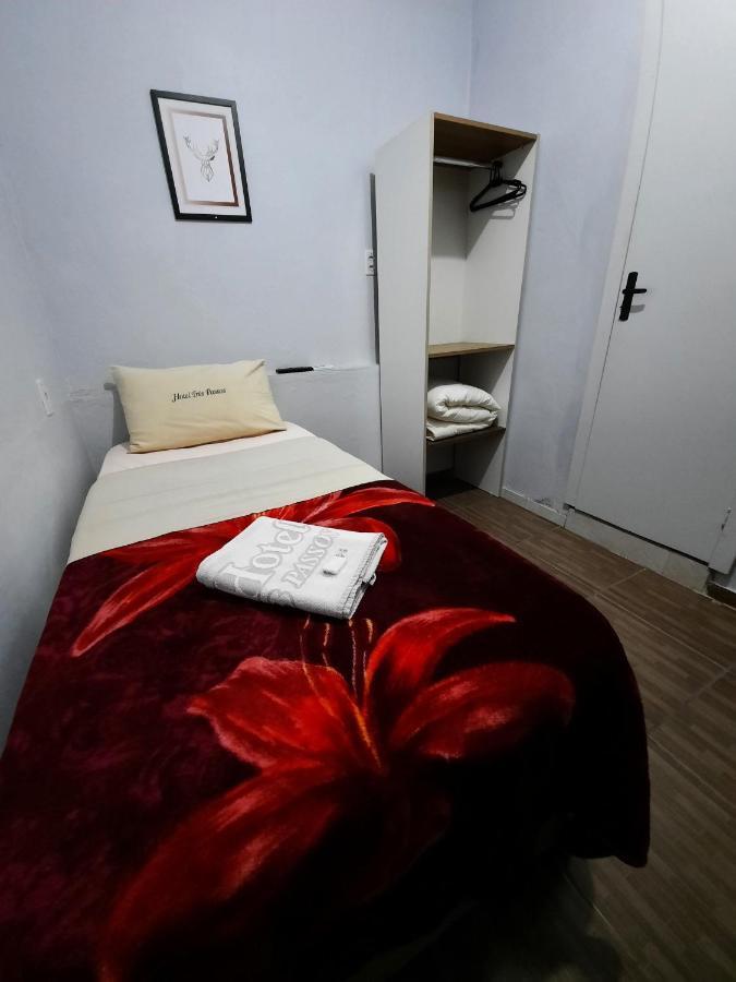 Hotel Tres Passos - Prox Ao Aeroporto E Rodoviaria بورتو أليغري المظهر الخارجي الصورة