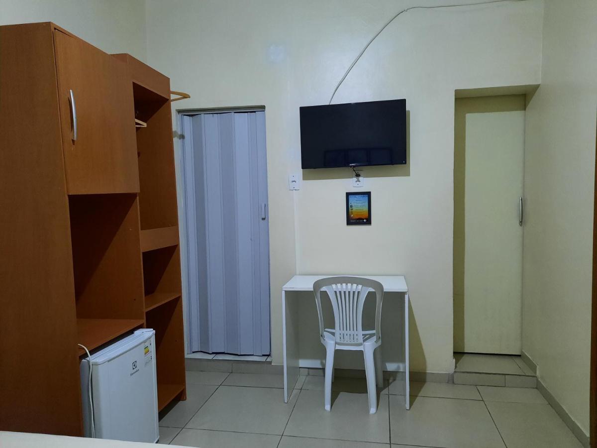 Hotel Tres Passos - Prox Ao Aeroporto E Rodoviaria بورتو أليغري المظهر الخارجي الصورة