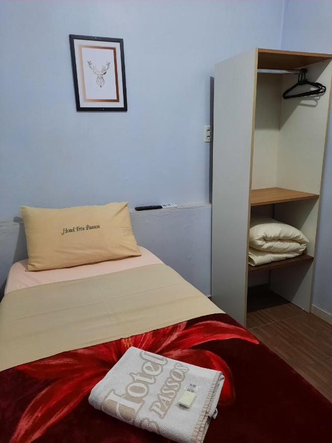 Hotel Tres Passos - Prox Ao Aeroporto E Rodoviaria بورتو أليغري المظهر الخارجي الصورة