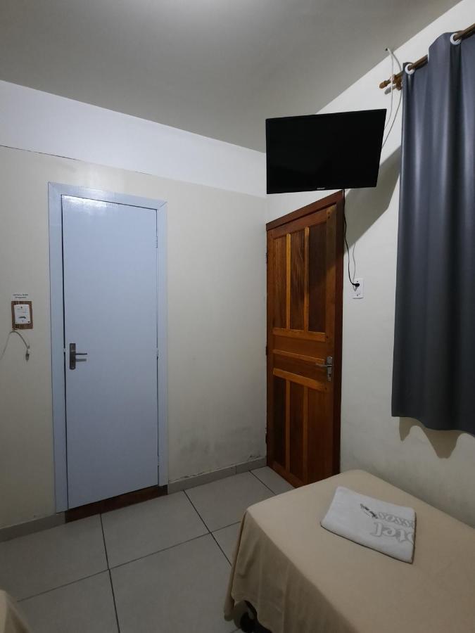 Hotel Tres Passos - Prox Ao Aeroporto E Rodoviaria بورتو أليغري المظهر الخارجي الصورة