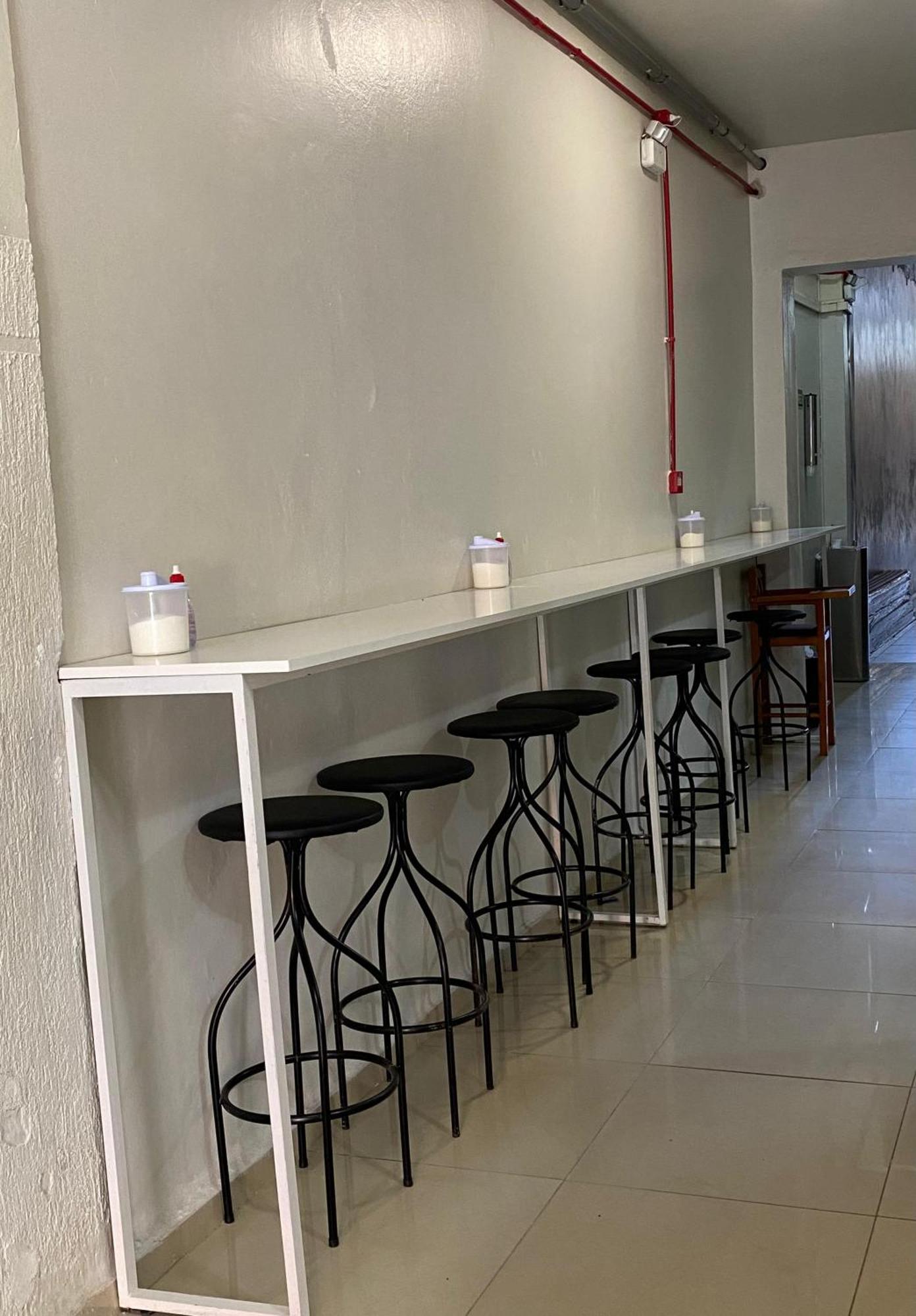 Hotel Tres Passos - Prox Ao Aeroporto E Rodoviaria بورتو أليغري المظهر الخارجي الصورة